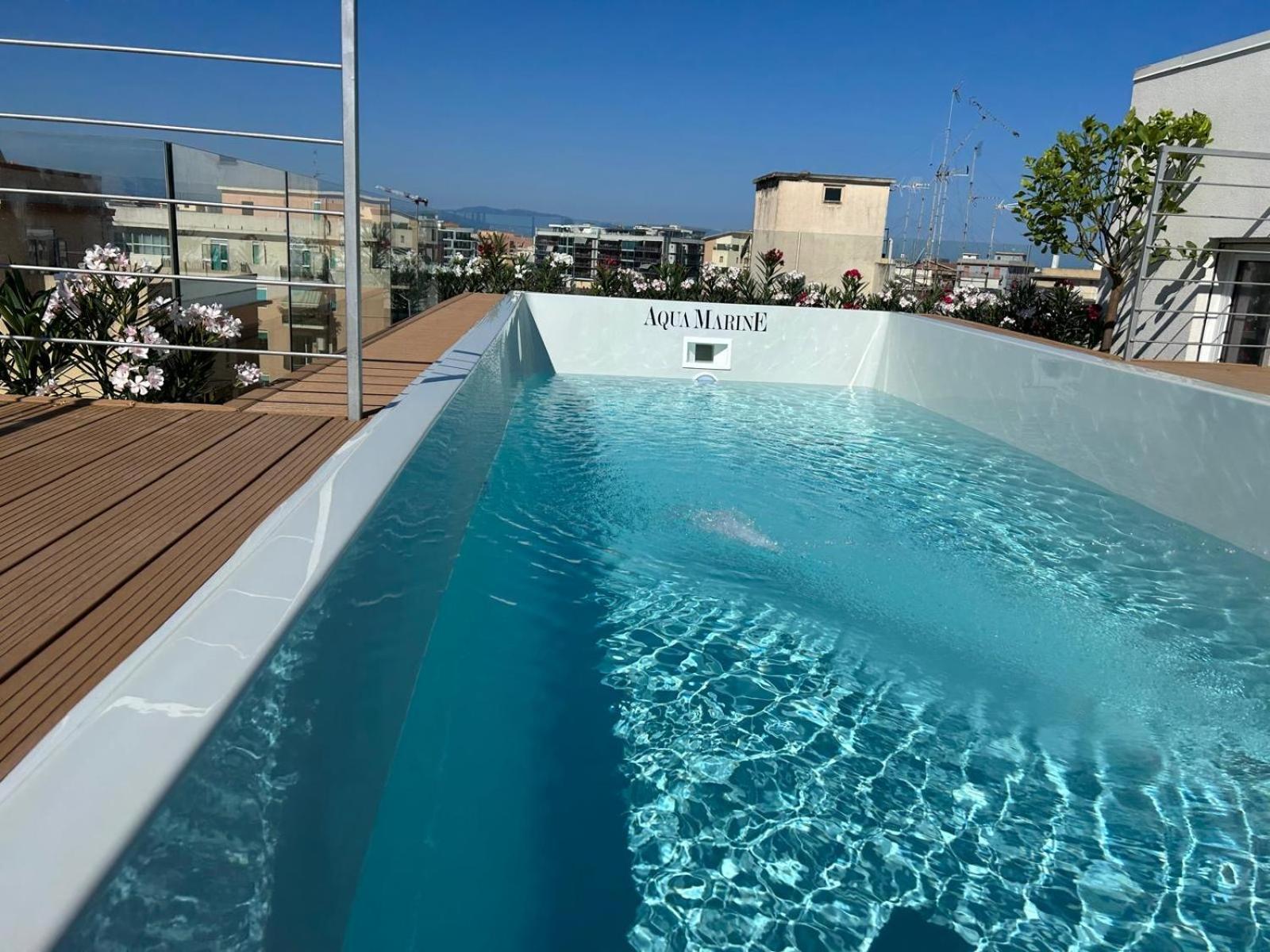 Aqua Marine B&B - Rooms And Apartments 밀라초 외부 사진