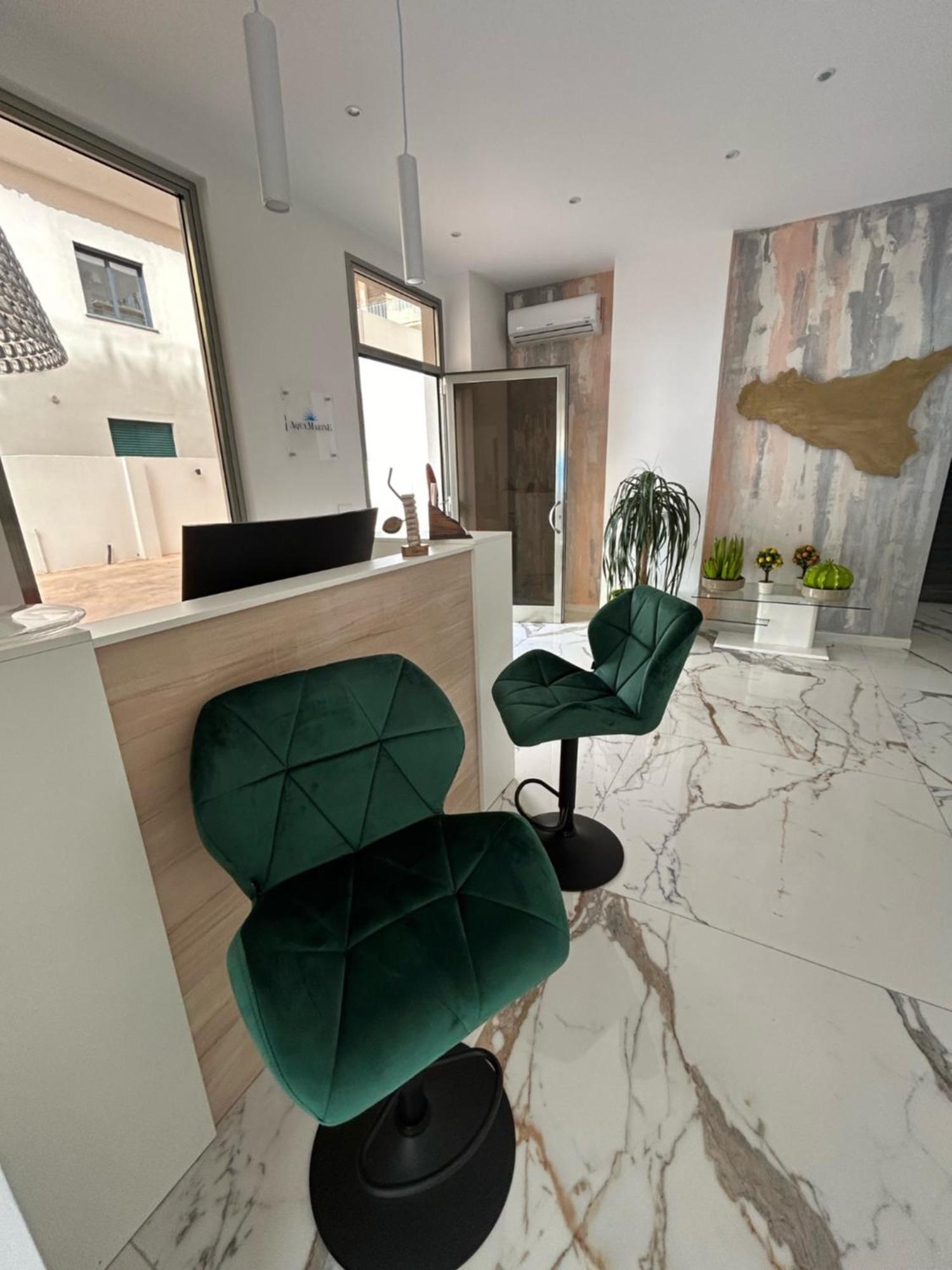 Aqua Marine B&B - Rooms And Apartments 밀라초 외부 사진