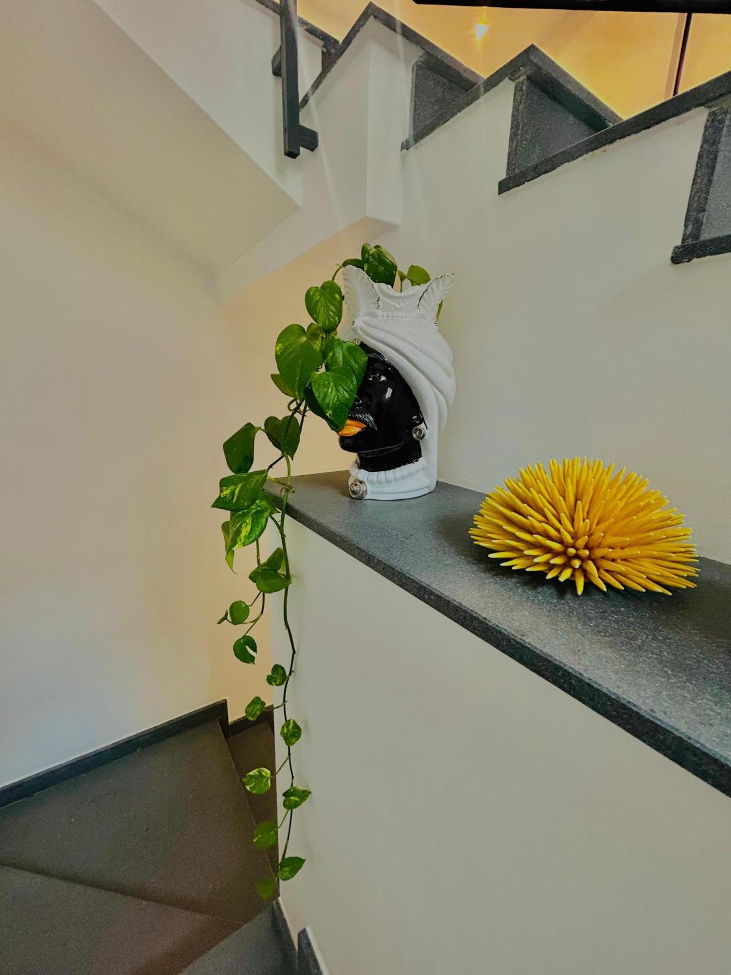 Aqua Marine B&B - Rooms And Apartments 밀라초 외부 사진